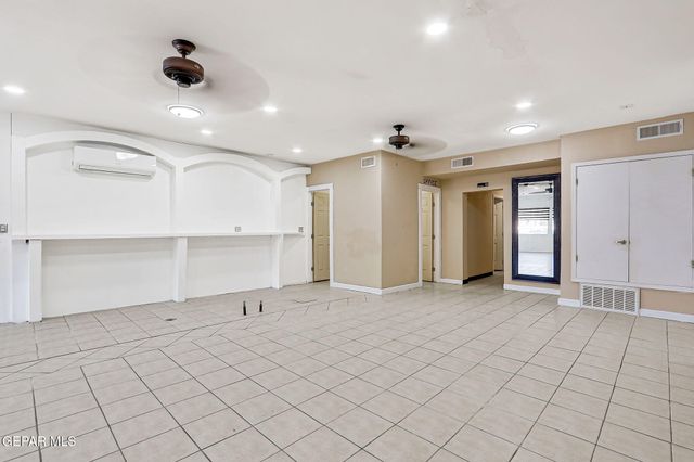 2222 BASSETT Avenue, El Paso, TX 79901