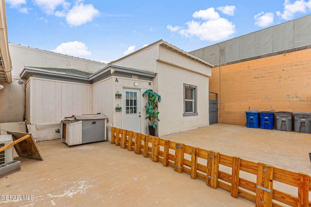 2222 BASSETT Avenue, El Paso, TX 79901