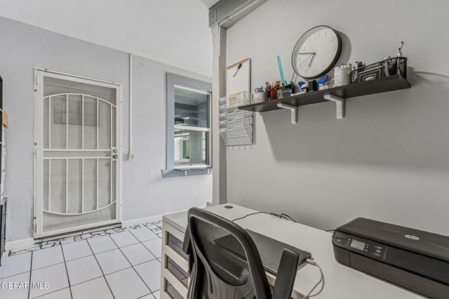 2222 BASSETT Avenue, El Paso, TX 79901