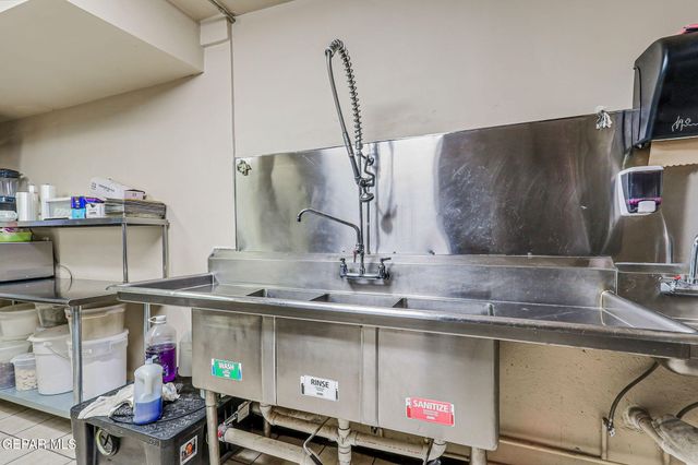 2222 BASSETT Avenue, El Paso, TX 79901