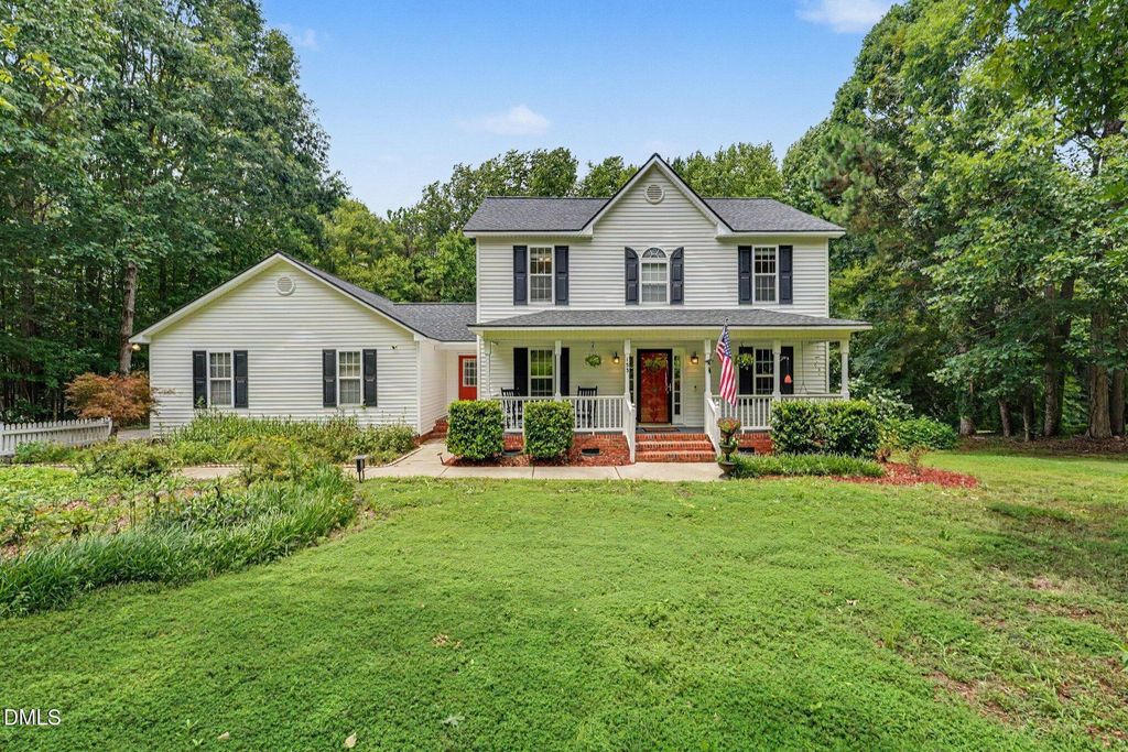 153 Smiths Creek Drive, Clayton, NC 27520