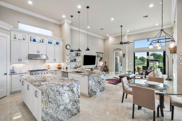 9277 Equus Circle, Boynton Beach, FL 33472