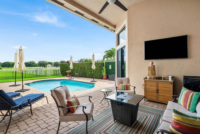 9277 Equus Circle, Boynton Beach, FL 33472