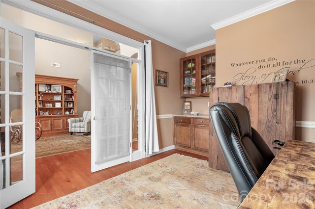 1588 Dartmoor Avenue NW, Concord, NC 28027