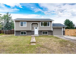 841 S Elbert St, Elizabeth, CO 80107