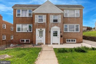 6920 LAWNTON STREET, Philadelphia, PA 19128