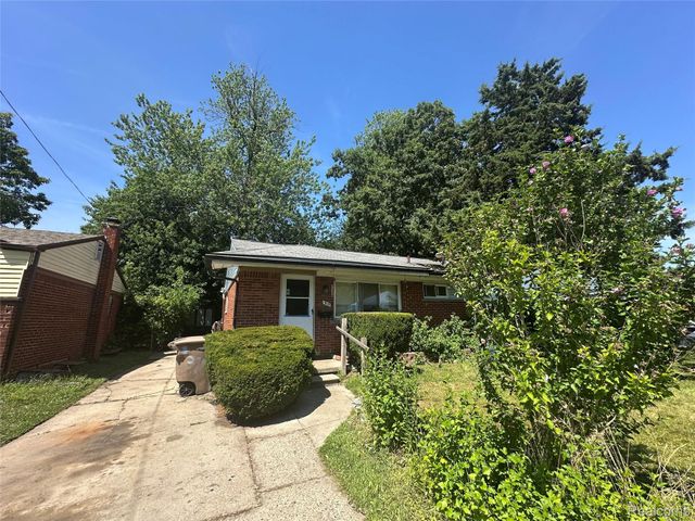 310 W Princeton Avenue, Pontiac, MI 48340