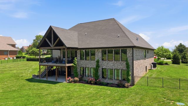 310 Eagle Drive, Nicholasville, KY 40356