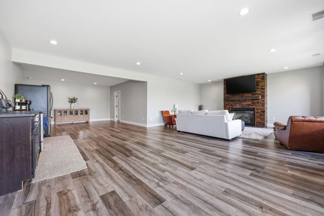 310 Eagle Drive, Nicholasville, KY 40356