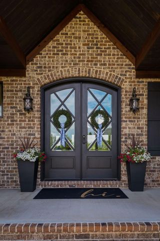 310 Eagle Drive, Nicholasville, KY 40356