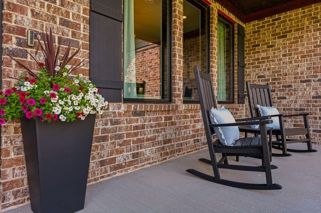 310 Eagle Drive, Nicholasville, KY 40356