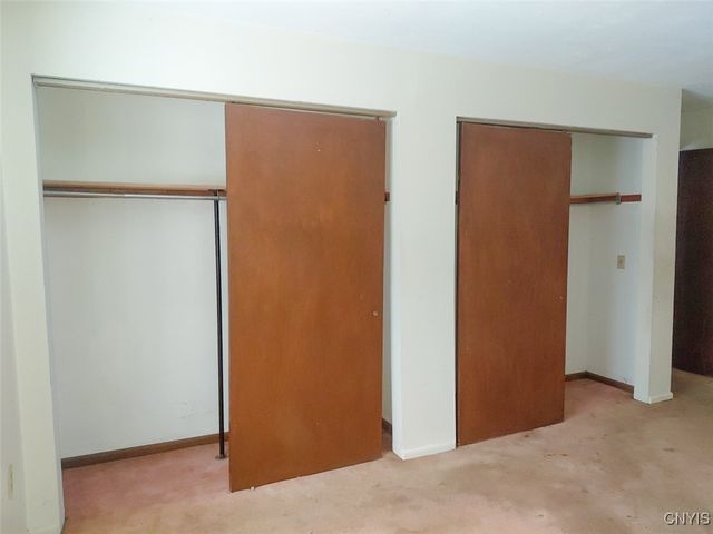 98 Ennis Avenue, Schroeppel, NY 13132