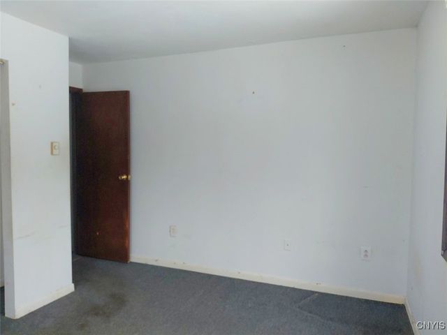 98 Ennis Avenue, Schroeppel, NY 13132