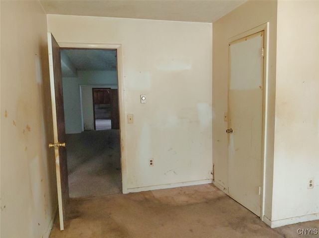 98 Ennis Avenue, Schroeppel, NY 13132