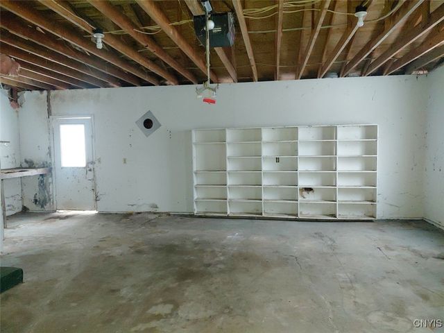 98 Ennis Avenue, Schroeppel, NY 13132