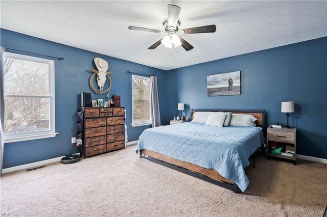 211 Clipper DR, Newport News, VA 23602