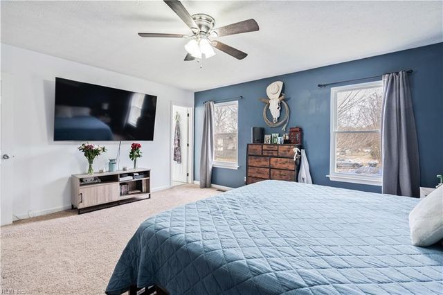 211 Clipper DR, Newport News, VA 23602