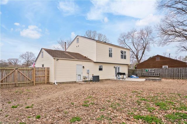 211 Clipper DR, Newport News, VA 23602