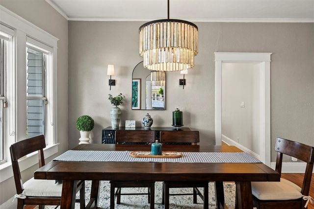 3009 W SAN JOSE STREET, Tampa, FL 33629