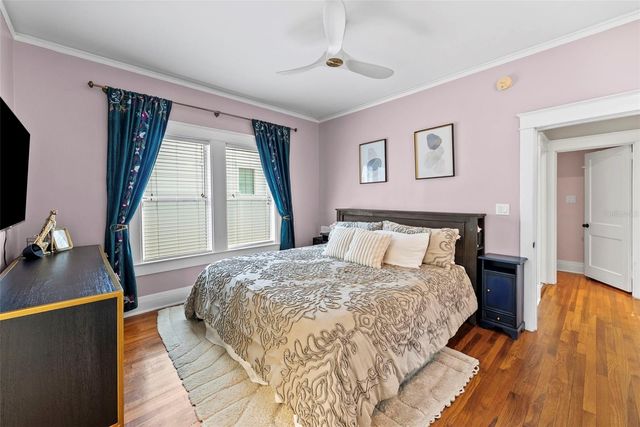 3009 W SAN JOSE STREET, Tampa, FL 33629