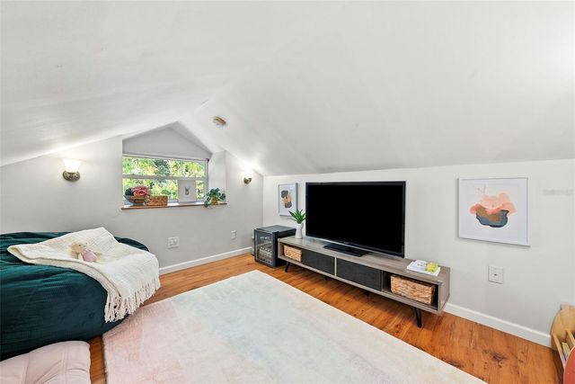 3009 W SAN JOSE STREET, Tampa, FL 33629