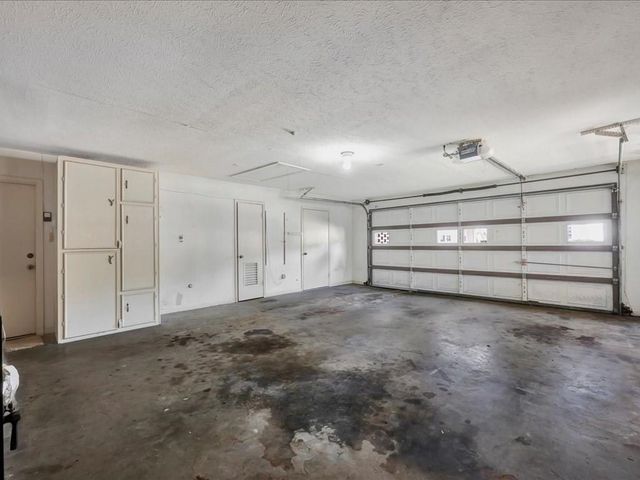 1006 Champions Drive, Lufkin, TX 75901