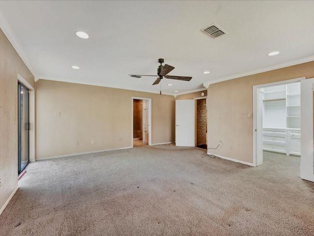 1006 Champions Drive, Lufkin, TX 75901