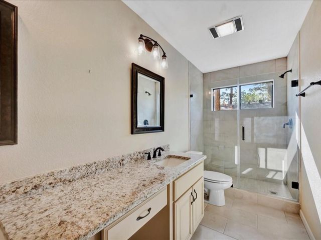 1006 Champions Drive, Lufkin, TX 75901