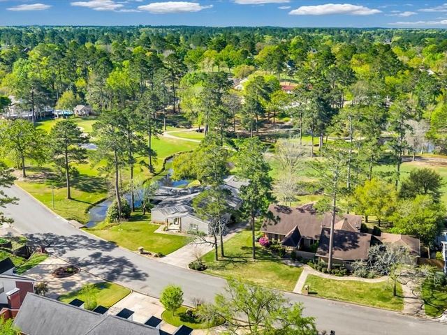 1006 Champions Drive, Lufkin, TX 75901