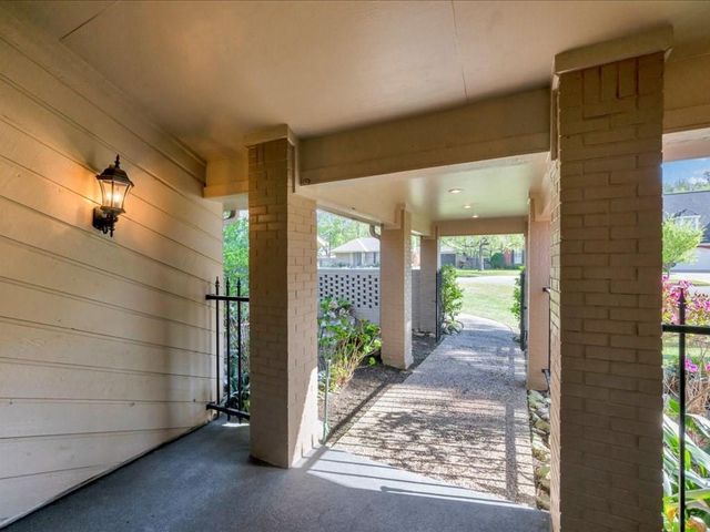 1006 Champions Drive, Lufkin, TX 75901