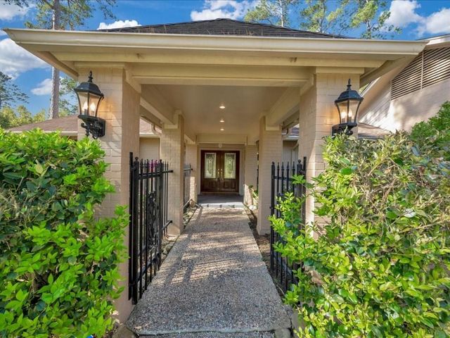 1006 Champions Drive, Lufkin, TX 75901