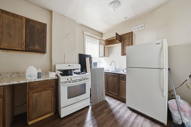 6140 S Rhodes Avenue, Chicago, IL 60637