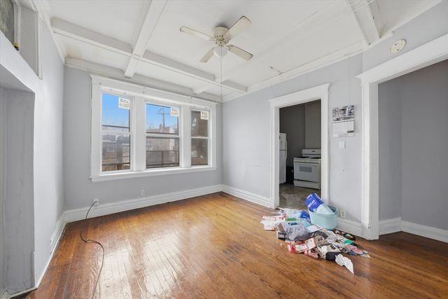 6140 S Rhodes Avenue, Chicago, IL 60637