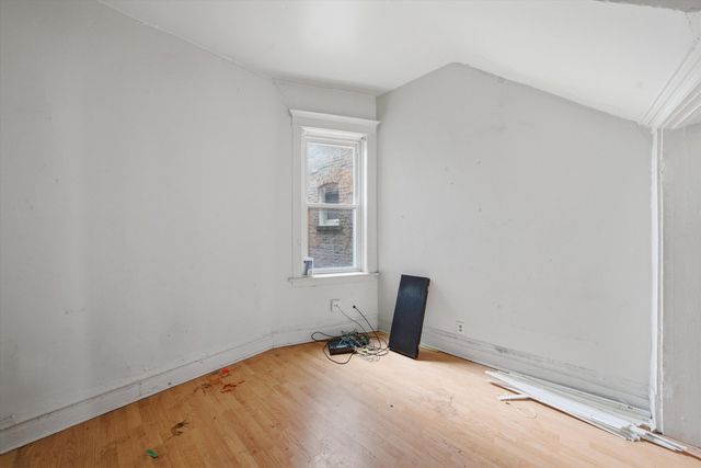 6140 S Rhodes Avenue, Chicago, IL 60637