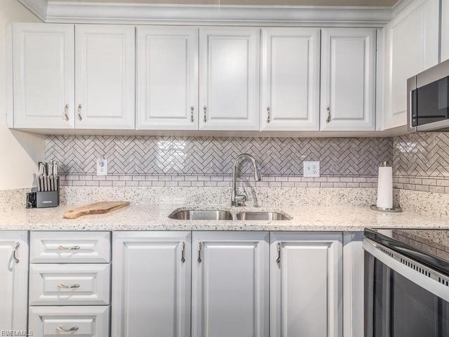 1010 Tropic TER, North Fort Myers, FL 33903