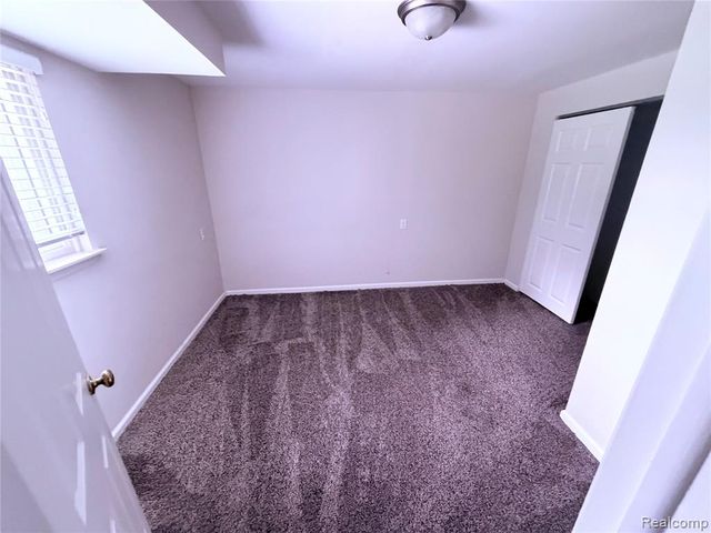 6366 Walker Drive, Troy, MI 48085