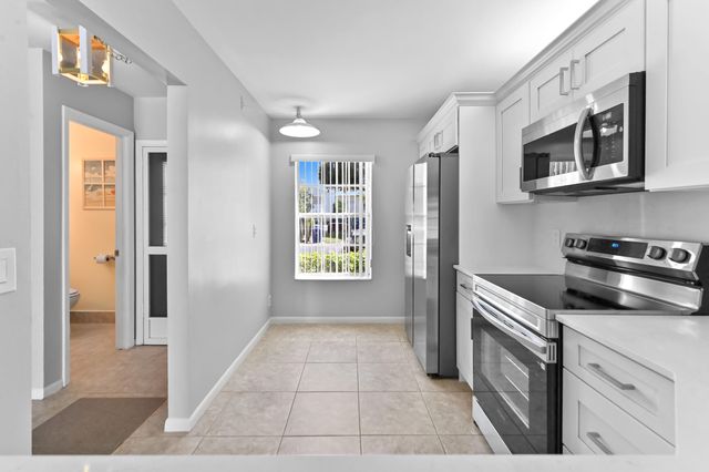 214 Foxtail Drive F, Greenacres, FL 33415
