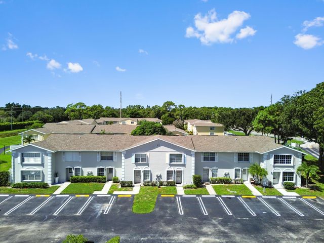 214 Foxtail Drive F, Greenacres, FL 33415