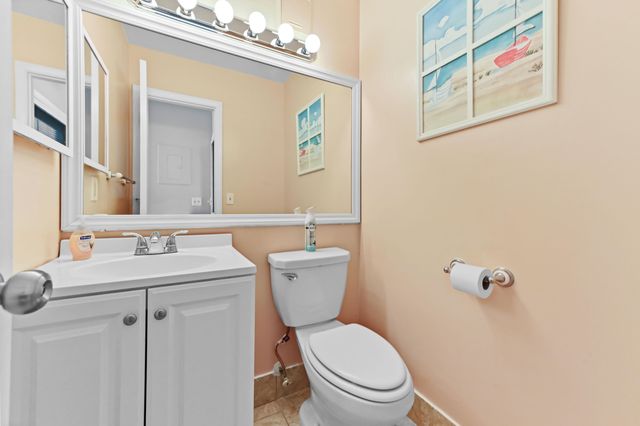 214 Foxtail Drive F, Greenacres, FL 33415