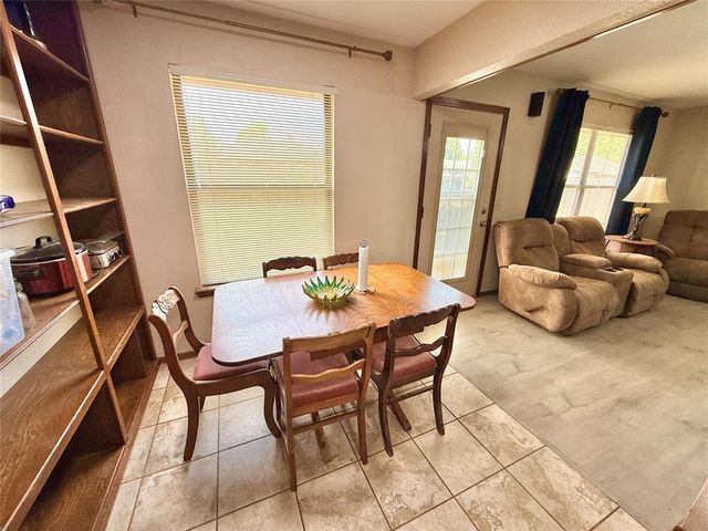 121 Bellgate Drive, Yukon, OK 73099