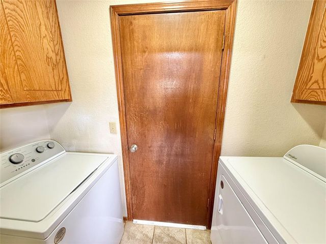 121 Bellgate Drive, Yukon, OK 73099