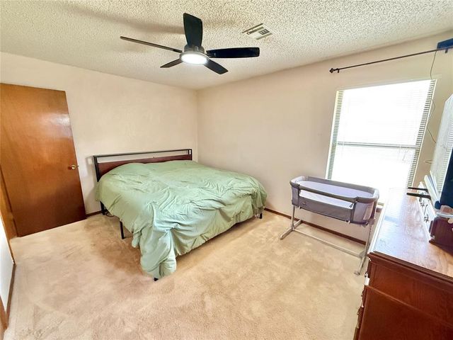 121 Bellgate Drive, Yukon, OK 73099