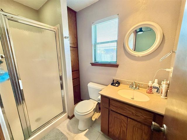 121 Bellgate Drive, Yukon, OK 73099
