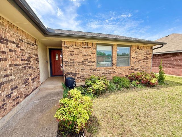 121 Bellgate Drive, Yukon, OK 73099