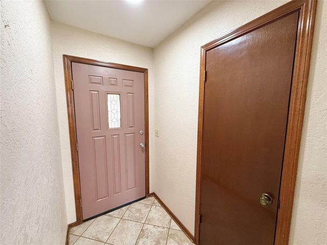 121 Bellgate Drive, Yukon, OK 73099