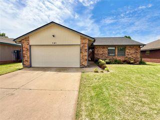 121 Bellgate Drive, Yukon, OK 73099