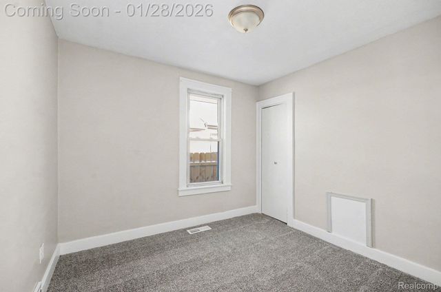 25034 Comfort, Center Line, MI 48015