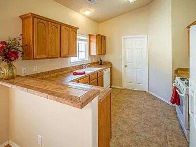 5508 Havasu Avenue NW, Albuquerque, NM 87120