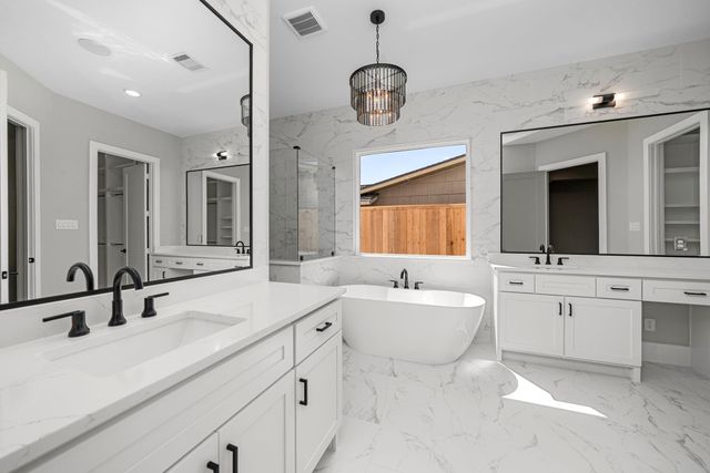 8033 Ridgeview Drive, Houston, TX 77055