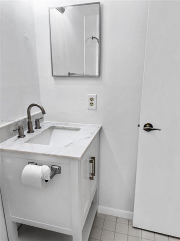 10313 NW 8th St 205, Pembroke Pines, FL 33026